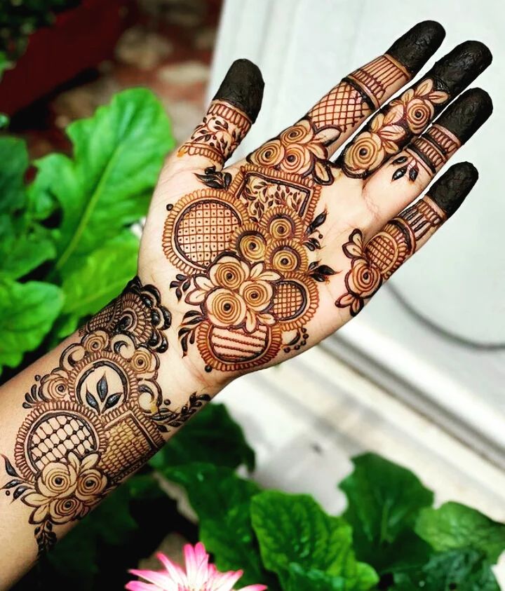 Mehndi Design PHOTOS